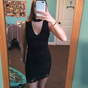 Black lace bodycon dress